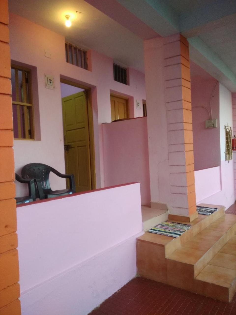 Om Ganesh Naik Guest House アランボル エクステリア 写真